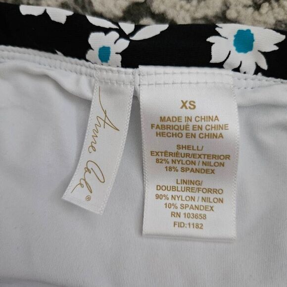 3/$15 Ann Cole Fold over Floral Bikini Bottom in Black Size XS - Picture 2 of 4